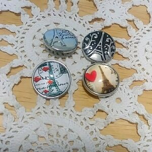 Snap Jewelry - Paris, France 4 snap buttons